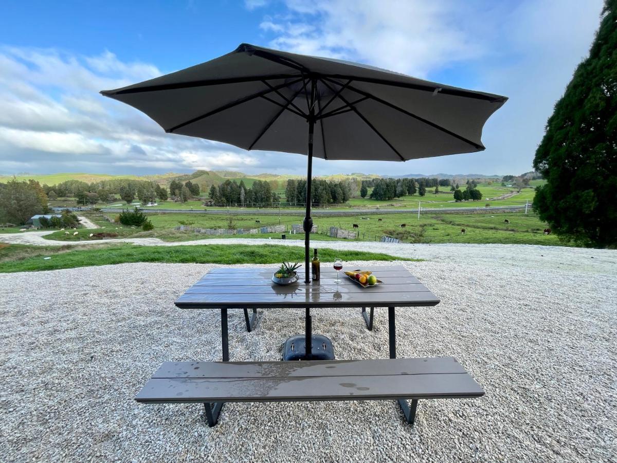 Waitomo Retreat Villa Hangatiki ภายนอก รูปภาพ