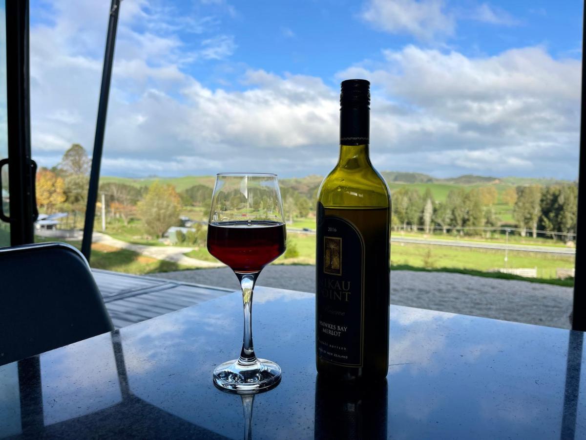 Waitomo Retreat Villa Hangatiki ภายนอก รูปภาพ