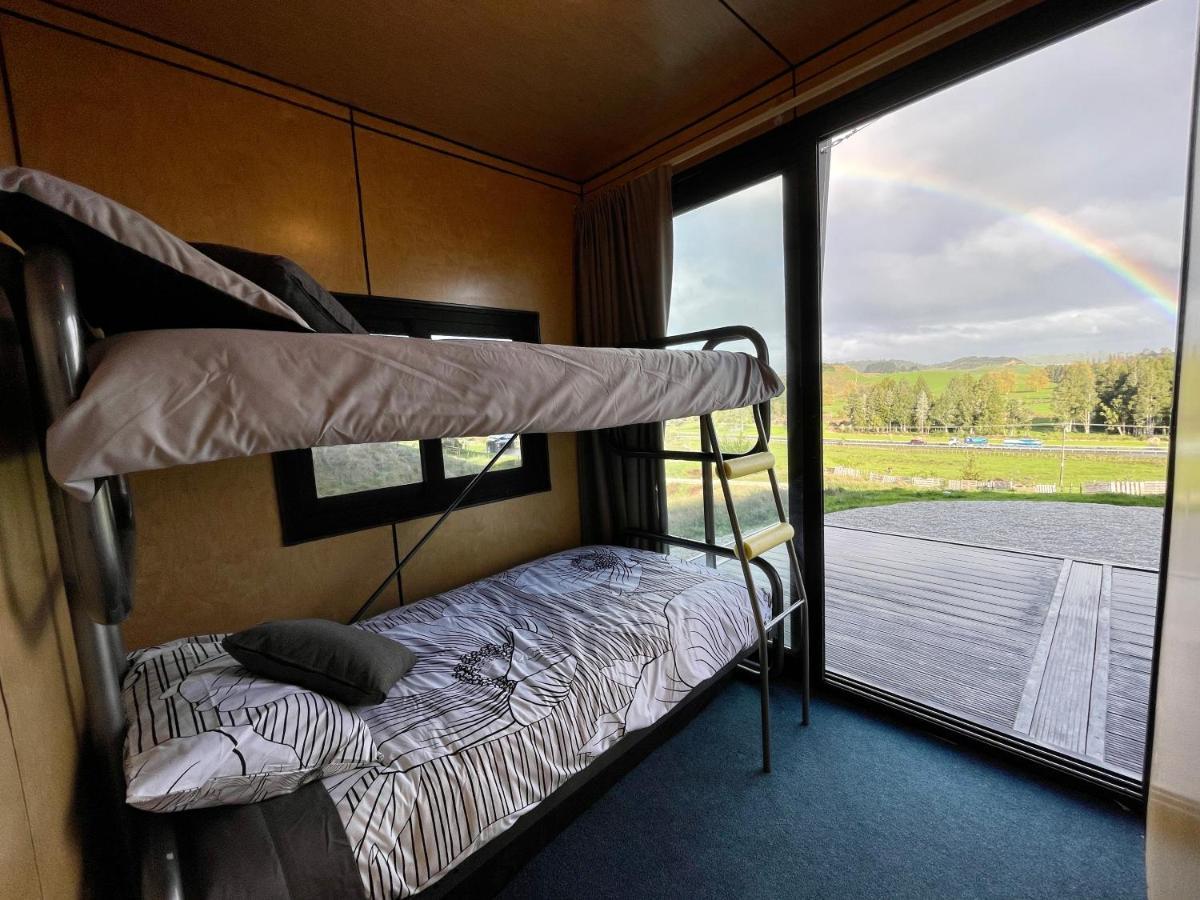 Waitomo Retreat Villa Hangatiki ภายนอก รูปภาพ
