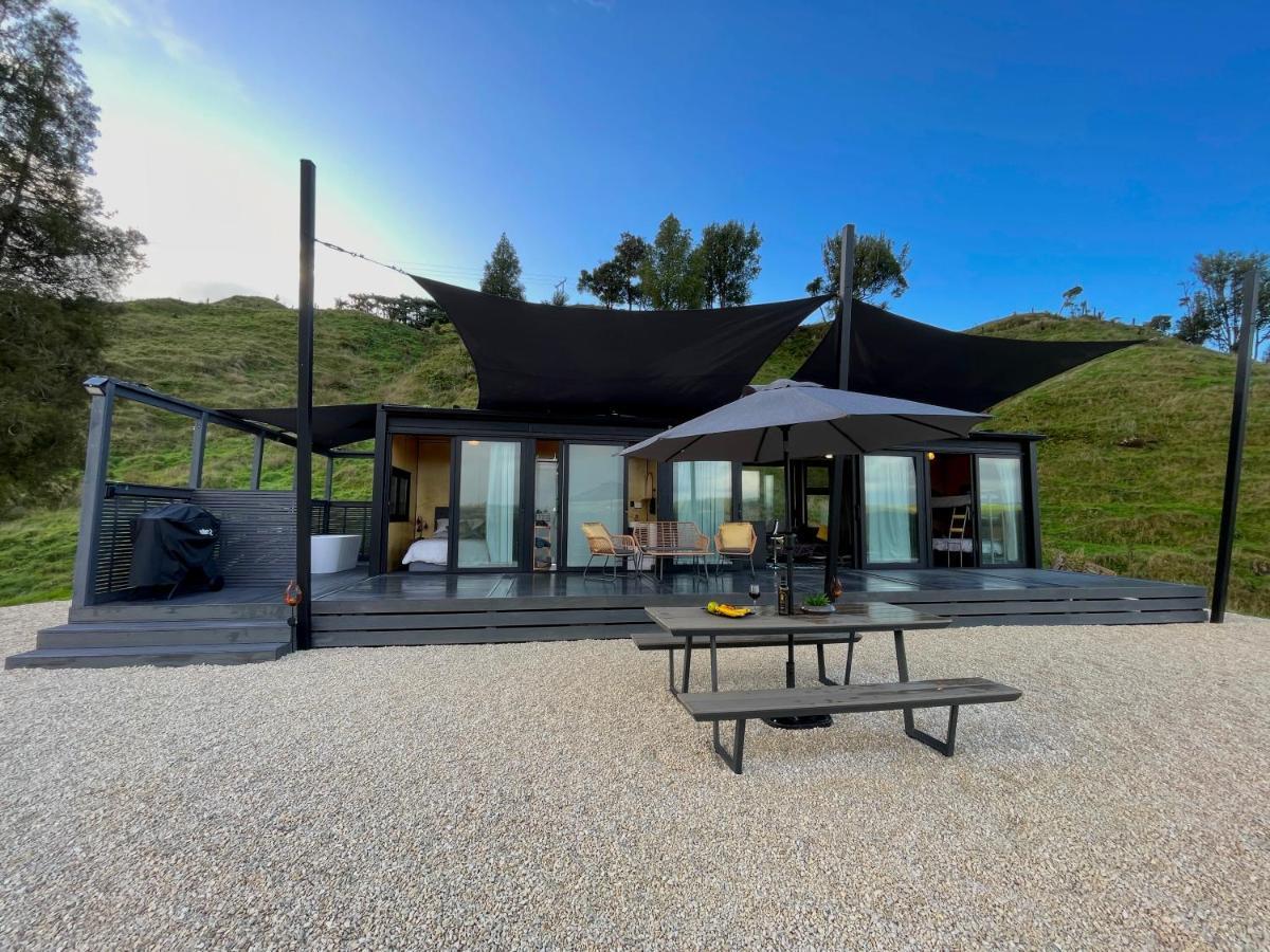 Waitomo Retreat Villa Hangatiki ภายนอก รูปภาพ